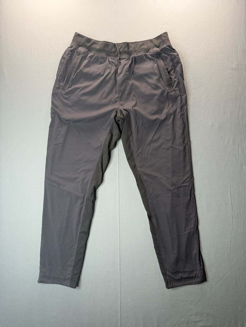 Lululemon Active Pants Size L Lined Heavy Black Athletic Joggers Zip Pockets